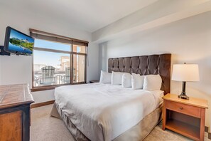 1 多间卧室、办公桌、熨斗/熨衣板、免费 WiFi