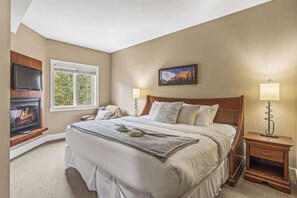 2 dormitorios, tabla de planchar con plancha, cuna de viaje y wifi