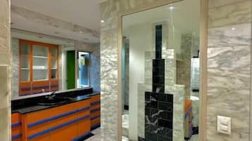 Economy Shared Dormitory | Bathroom | Towels, soap, toilet paper