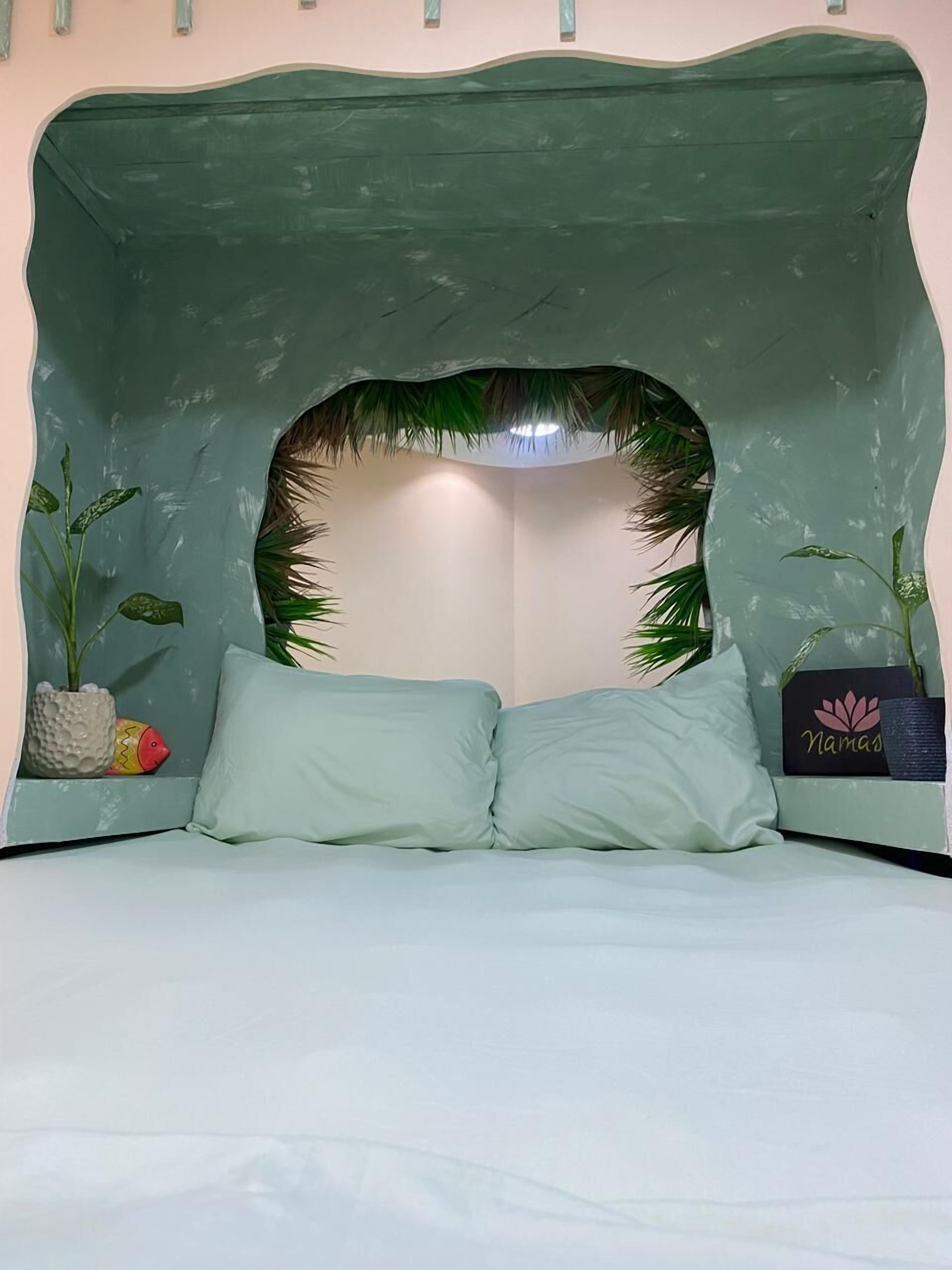 Premium bedding, blackout curtains, free WiFi, bed sheets