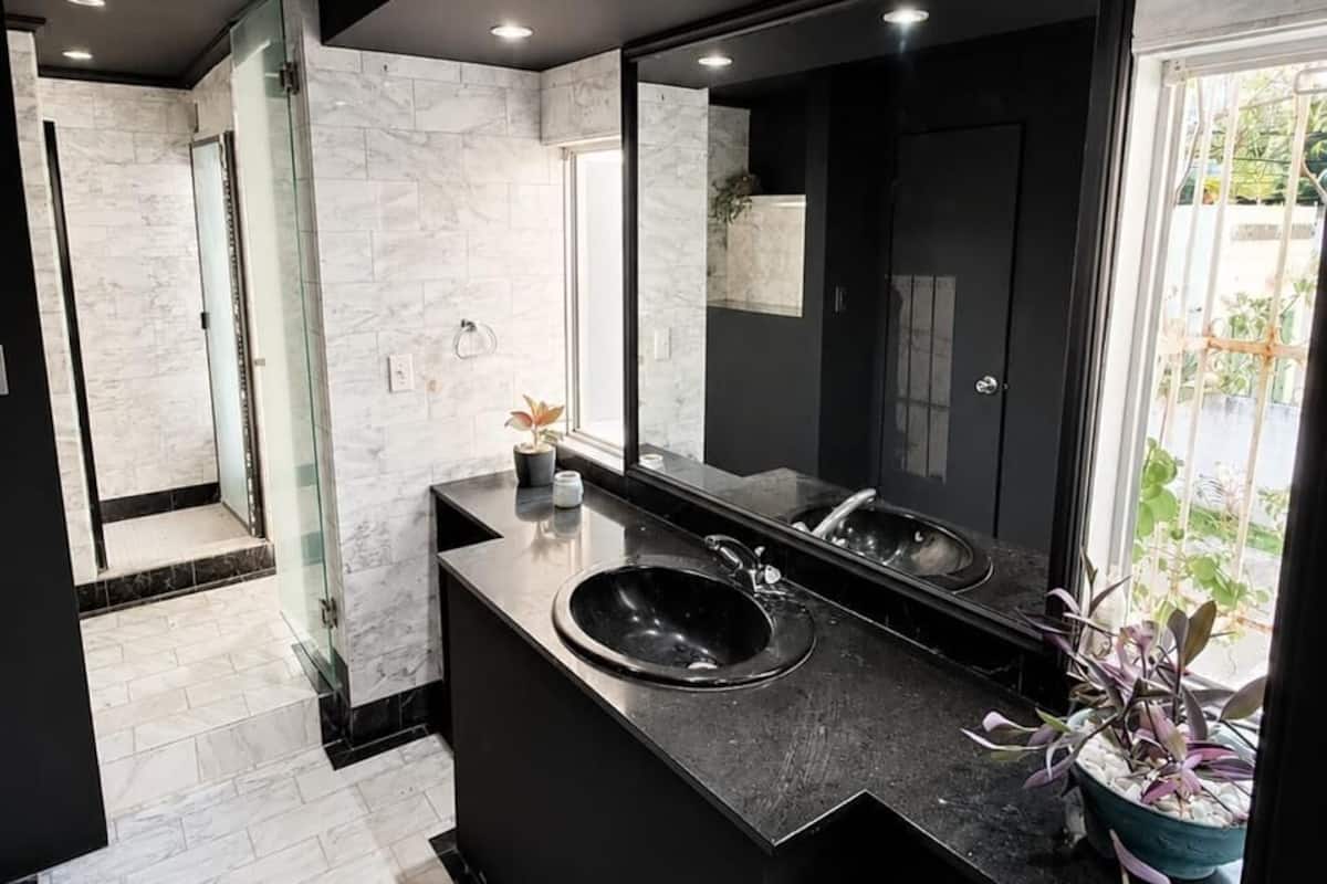 Chambre Double Confort pour 1 personne | Salle de bain