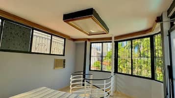 Executive Single Room | Premium bedding, blackout drapes, free WiFi, bed sheets