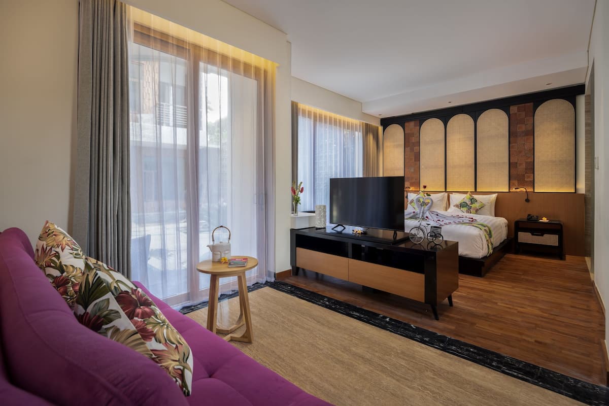 Deluxe Suite Pool Access | 1 habitación y caja de seguridad en la habitación