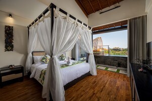 Sky Pool Suite | 1 bedroom, in-room safe, individually decorated, desk