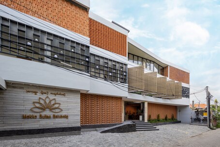 Mokko Suites Batubelig - view 2