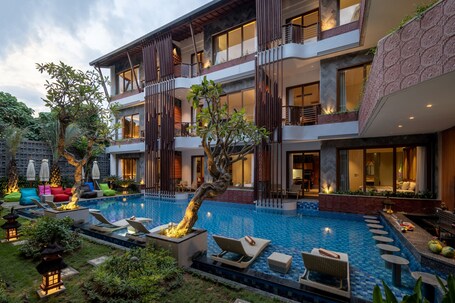 Mokko Suites Batubelig – Affordable hotel in Seminyak