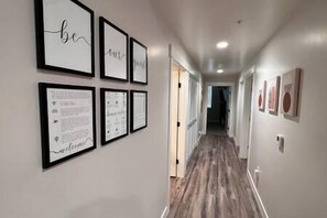 Interior - Sunset Suite - Castle Rock Condos (Richfield)