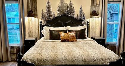 Mountain Retreat! Nestled in the serene beauty of Palisades, Idaho.