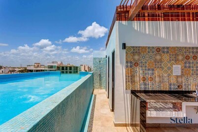 Rooftop Pool | BBQ | Oceanview | Steps to 5th Ave