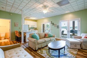 Smart-TV, peis, videospill og fotballspill