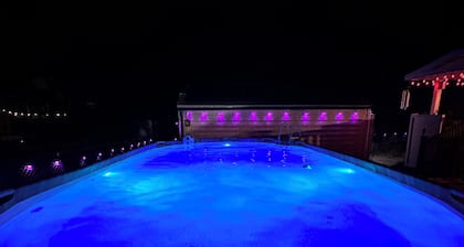 Business or Weekend escape