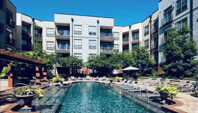 Modern & Luxurious Cozy<br>Downtown City View Getaway