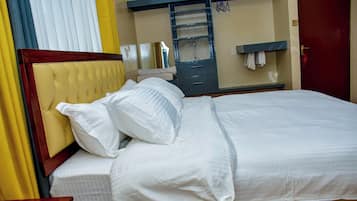 1 habitación, colchones Tempur-Pedic y ropa de cama