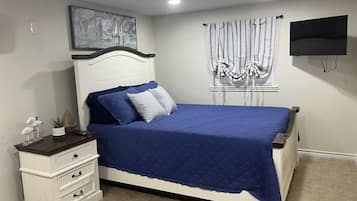 1 bedroom, free WiFi, bed sheets