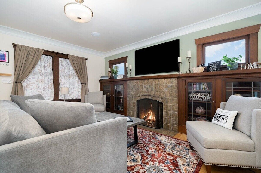 Wallingford Oasis, Comfortable Home Near Everything - シアトル
