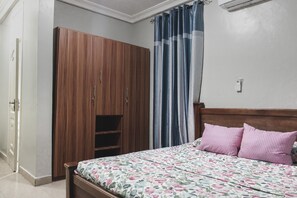 Matelas mémoire de forme, ameublement personnalisé, bureau