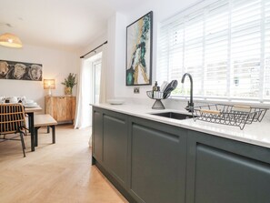 Fridge, dishwasher, electric kettle, toaster - Rydal Rock (Ambleside)