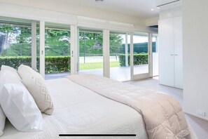 4 soverom, strykejern/-brett, wi-fi og sengetøy