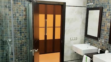 Bathtub, hair dryer, towels