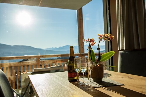 Ferienwohnung "Kieserhof Wald" mit Bergblick, Privat-Terrasse und WLAN