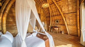 One Bedroom Plunge Pool Villa With Hills View | 1 Schlafzimmer, Minibar, kostenloses WLAN, Bettwäsche