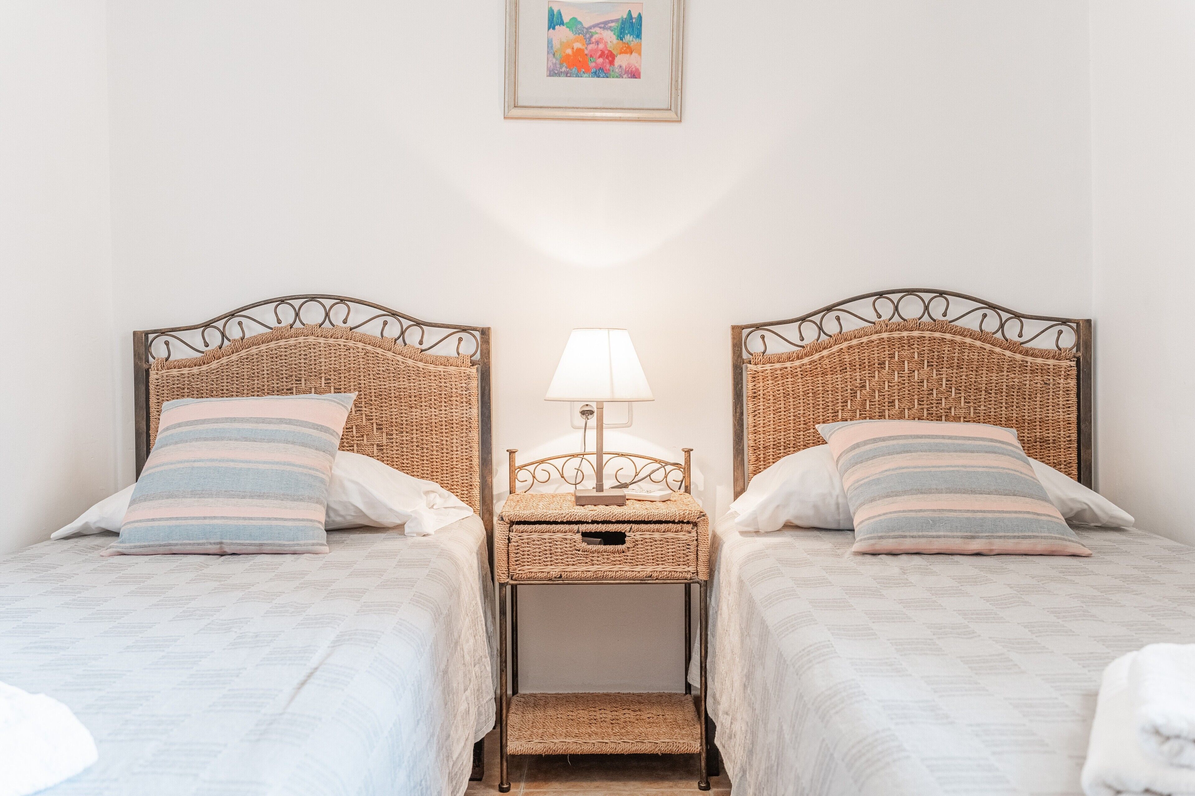 4 多间卧室、熨斗/熨衣板、免费 WiFi、床单