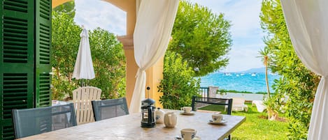 Servei de restauració a l'aire lliure