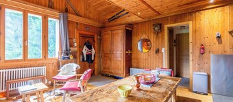 Casa de vacaciones "Tranquilo y auténtico chalet de montaña" con vistas a la montaña y Wi-Fi