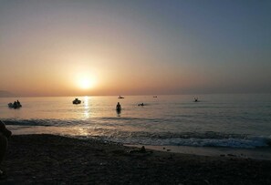Una playa cerca