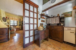 Interior - Holiday Home 'Conca Arrubia' with Mountain View, Wi-Fi and Air Conditioning (Villasimius)