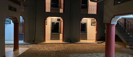 Entrée intérieure