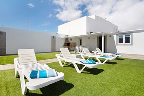 Terrace/patio - Vacation Home "Casa Muley" with Private Pool, Private Garden & Wi-Fi (El Matorral)