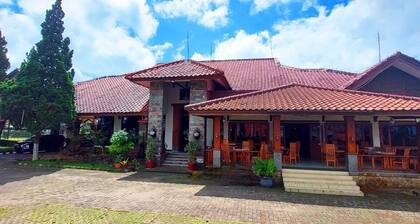 Sangga Buana Resort & Convention Hotel