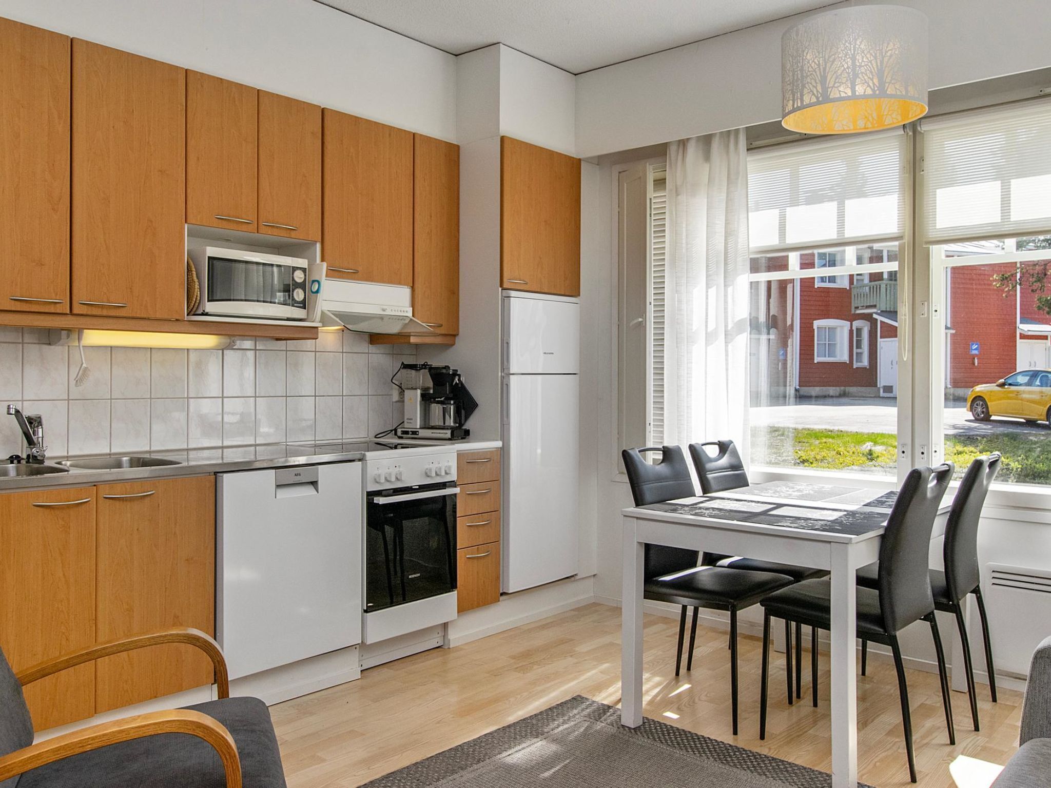 Fridge, microwave, dishwasher, toaster