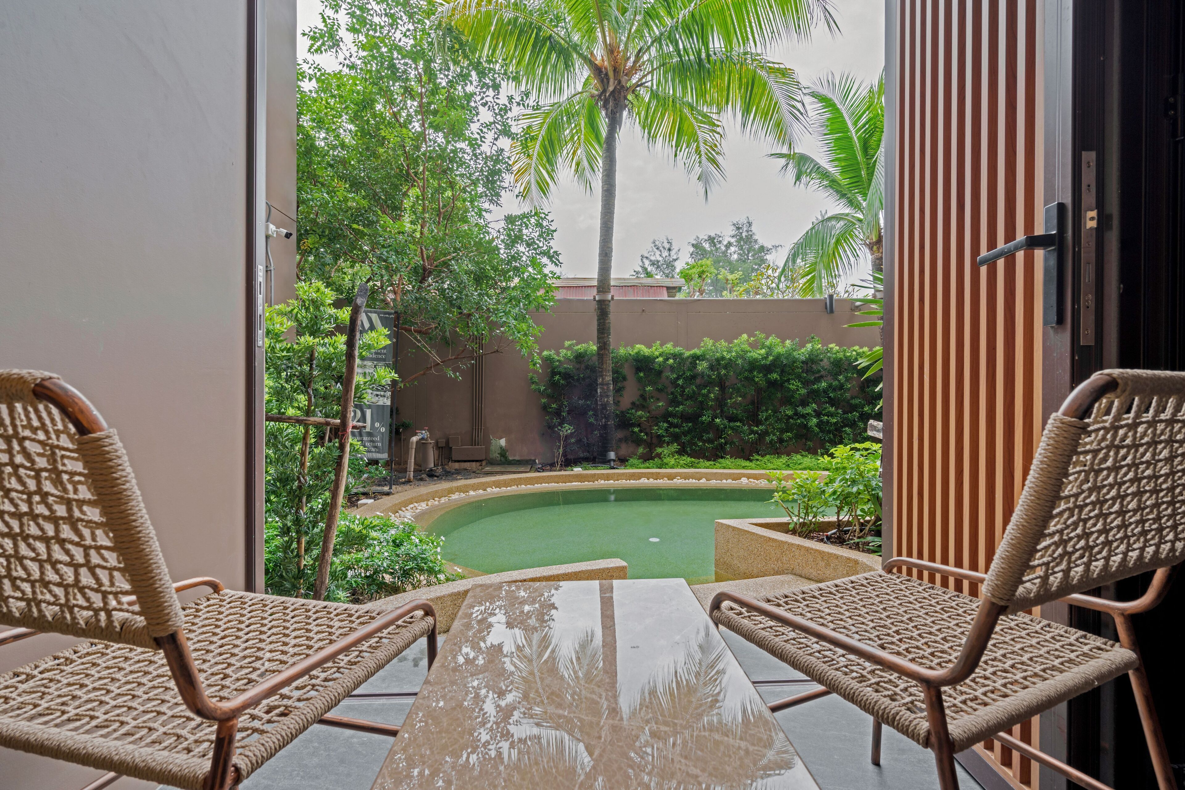 Chambre Deluxe, 1 très grand lit, accès piscine | Terrasse/Patio