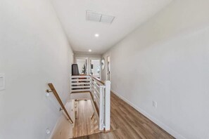 Interior - Waves | Heated Pool | Steps to Beach | Golf Cart (Anna Maria)