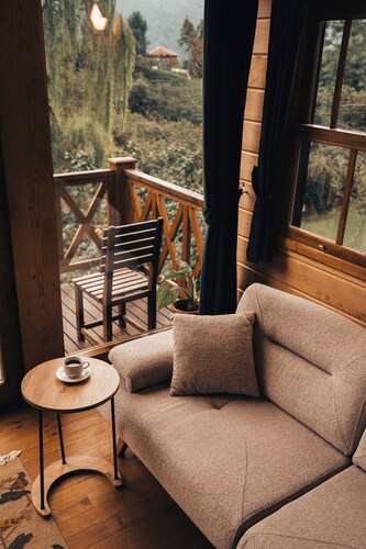 Lome Çiftliği Otel ve Restoran