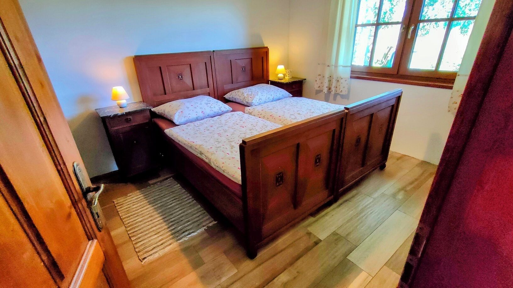 3 bedrooms, iron/ironing board, travel crib, free WiFi