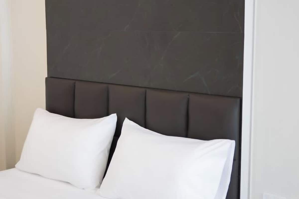 1 bedroom, desk, free WiFi