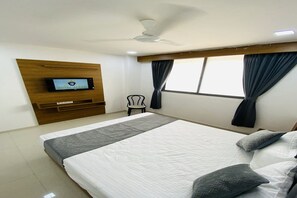 Quarto casal luxo | Vista do quarto