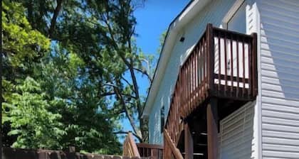 Robin's Nest: 2BR at Duke Regional