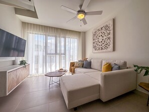 TV, offices - Elegant and spacious Penthouse with Ocean View (Punta Cana)