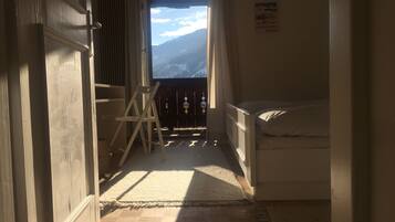 Chalet, 5 Bedrooms, Balcony, Garden View | 5 bedrooms