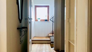Chalet, 5 habitaciones, balcón, vistas al jardín | Interior