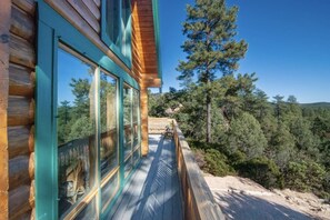 Property grounds - Dreamy Cabin in the Trees! BBQ & Stargazing Deck (Pine)