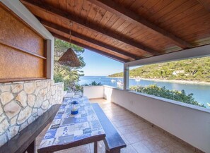 House, Smoking | 3 bedrooms - Holiday Houses, Villas Vinkli - Amazing sea View (Vis)