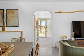 Interior - Casa De Samaa | Stargazing & Telescope|Hammocks (Joshua Tree)