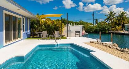 Waterfront | Pool, Dock, Bikes, Sombrero Beach