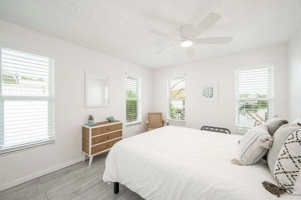 4 bedrooms, iron/ironing board, travel cot, WiFi