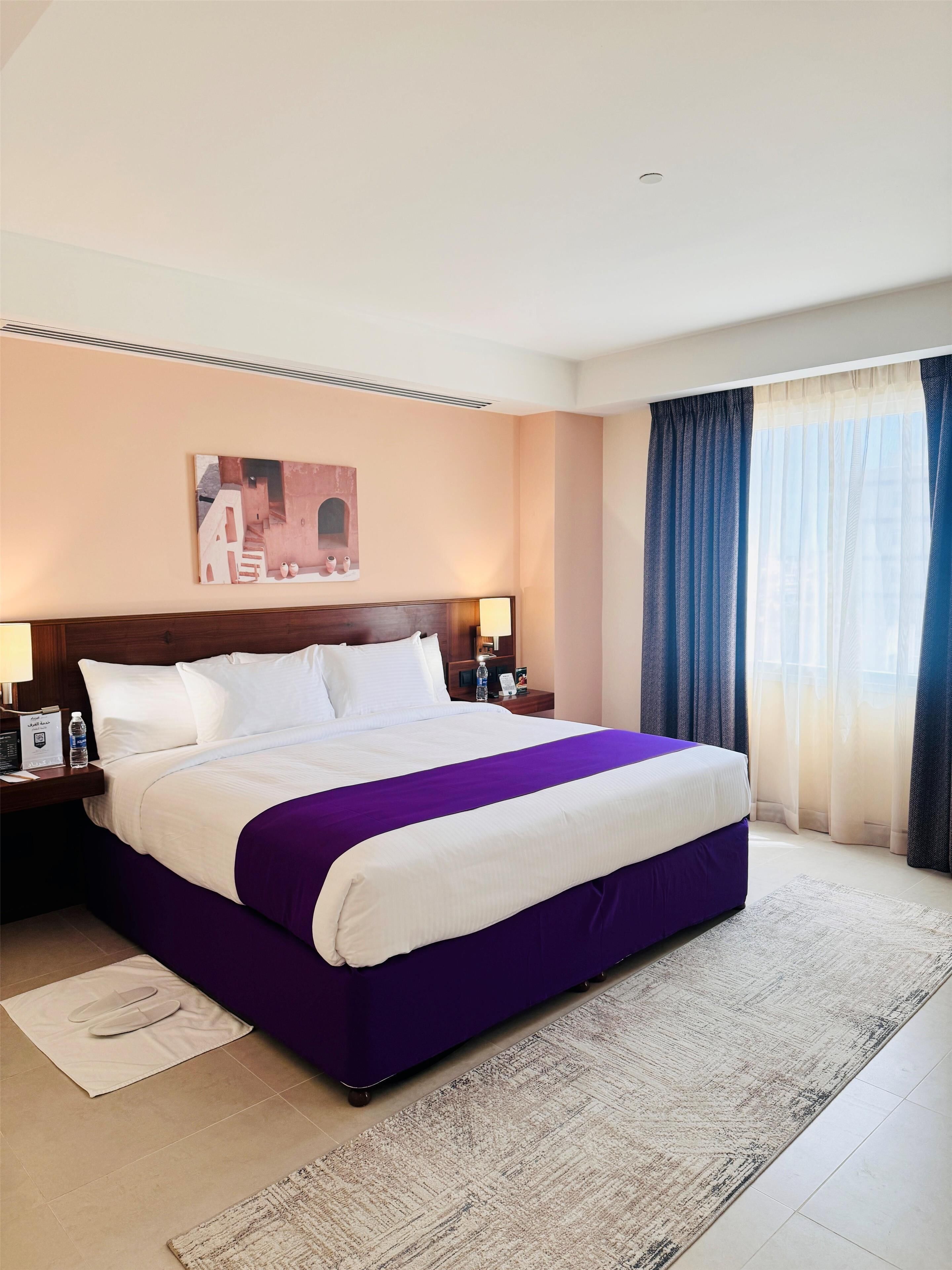 Suite, 1 King Bed